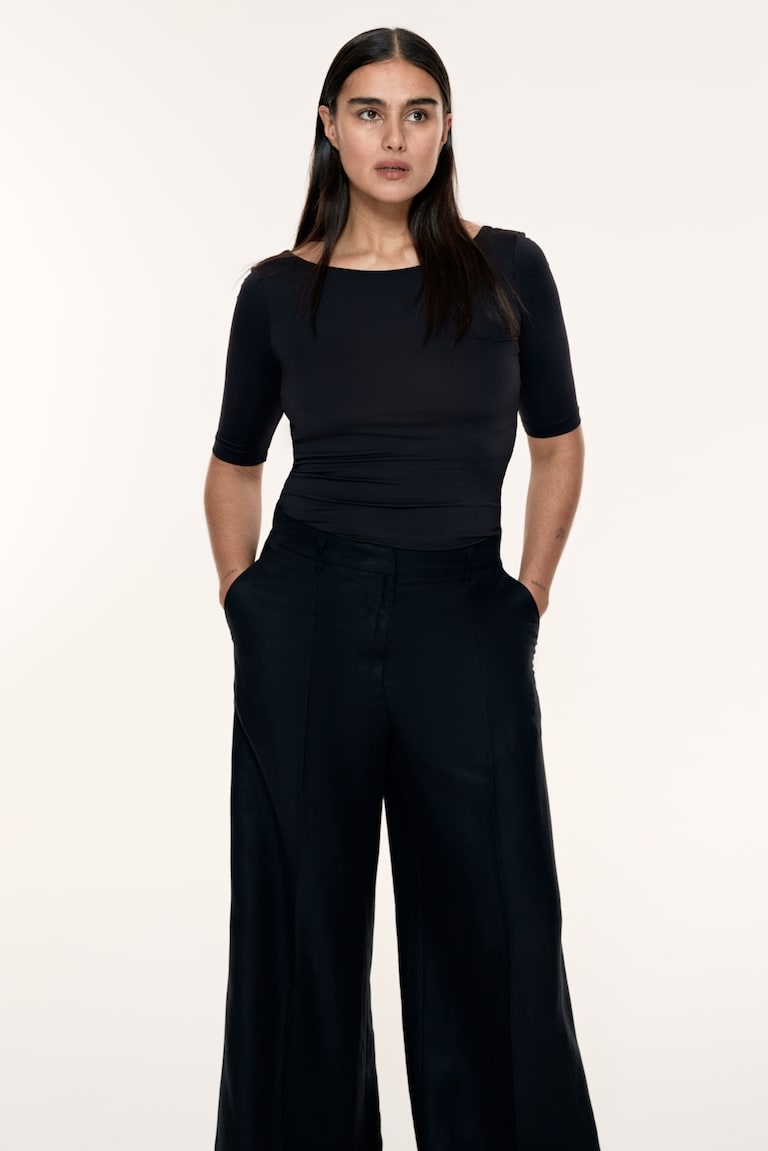 H&M Shirt mit Ballerina-Ausschnitt Günstig kaufen