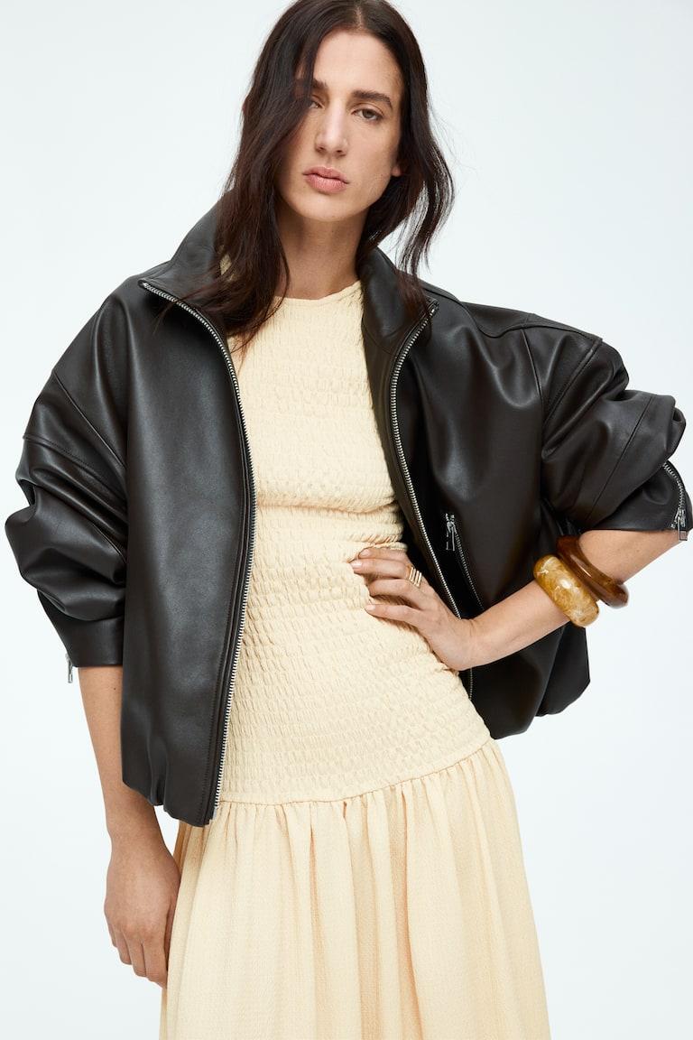 H&M Gesmoktes Jerseykleid Neuheiten