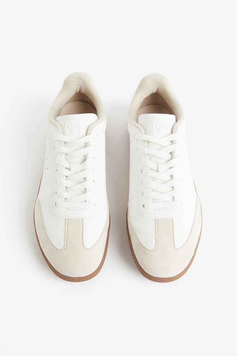 H&M Sneaker Riesige Ersparnisse