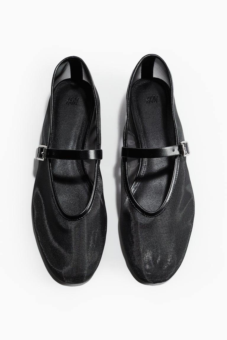 H&M Ballerinas im Mary-Jane-Stil aus Mesh Neueste Stile