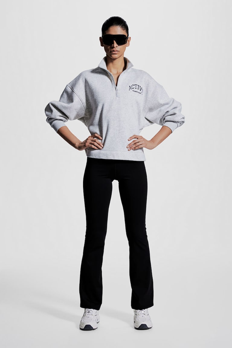 H&M Ausgestellte Sportleggings mit DryMove™ JETZT KAUFEN