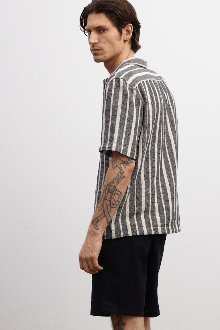 H&M Freizeithemd mit Struktur in Regular Fit Flash Sale