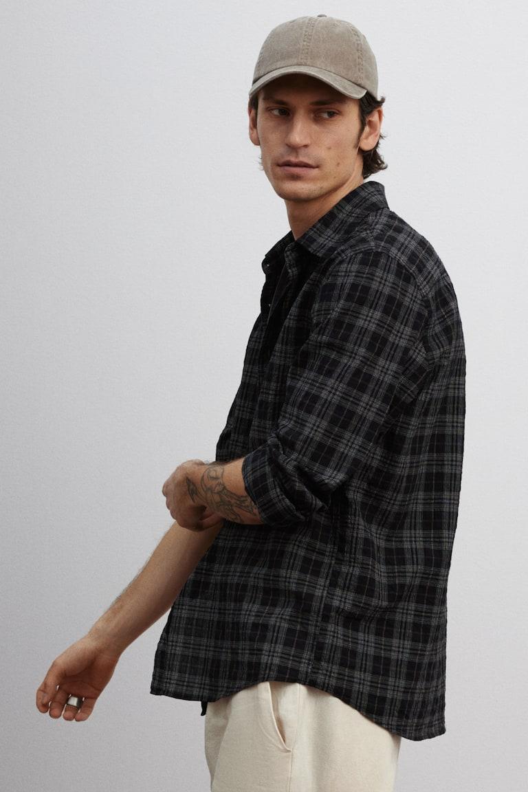 H&M Hemd mit Struktur in Loose Fit Cyber Monday