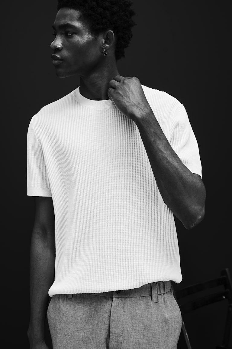 H&M T-Shirt in Rippstrick Regular Fit Jubiläumsangebot