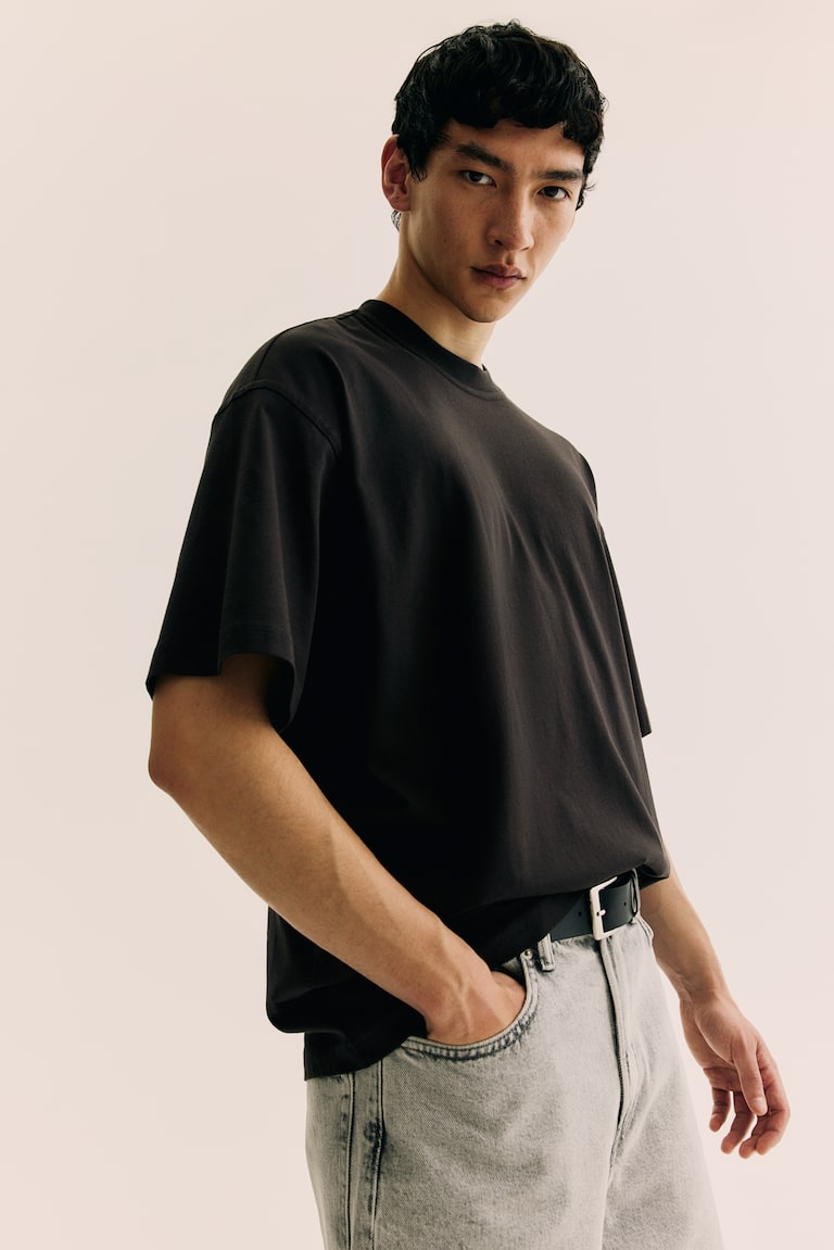 H&M T-Shirt in Oversized Fit Sonderangebot