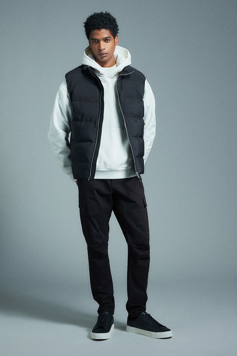 H&M Cargohose in Slim Fit 50% Rabatt mit kostenlosem Versand