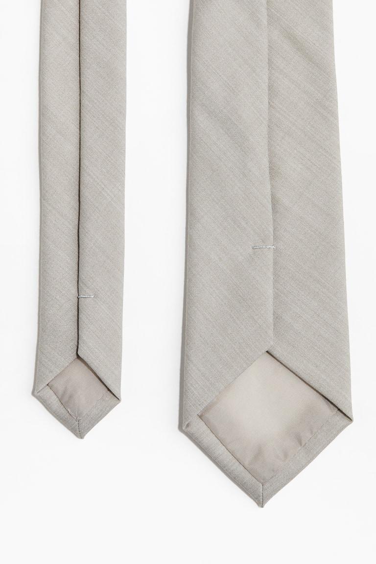 H&M Krawatte Lagerräumung