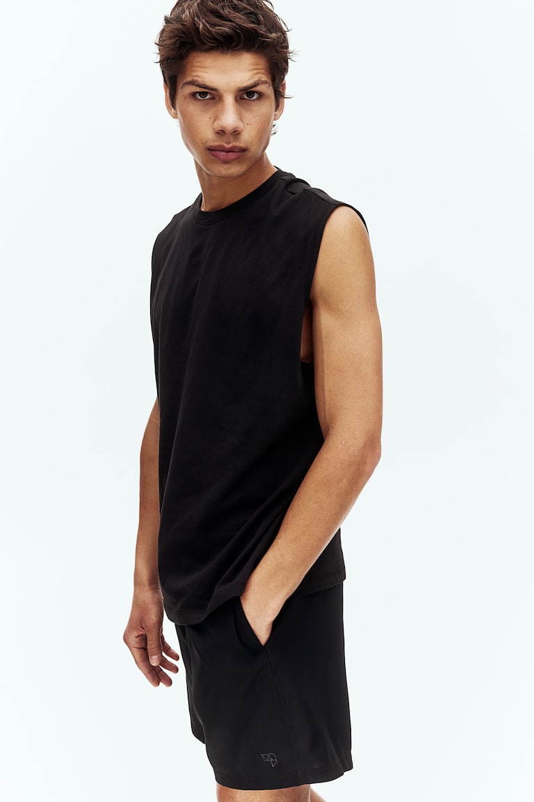 H&M Halblange Sportshorts mit DryMove™ Blitzverkäufe