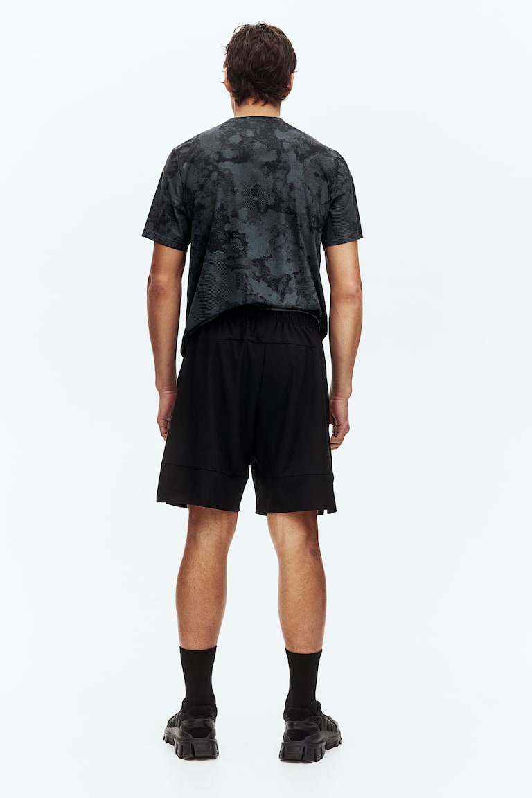H&M Lange Sportshorts mit DryMove™ Weihnachtsangebot