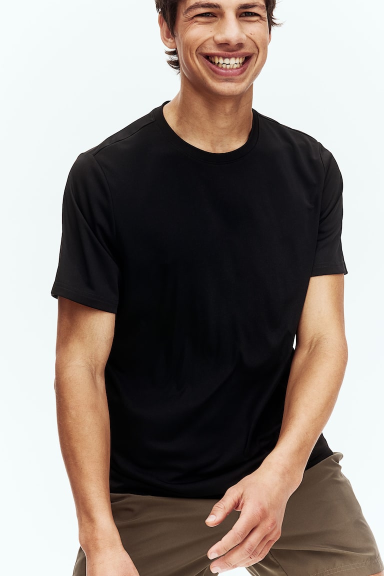 H&M Sportshirt mit DryMove™ in Regular Fit Zeitlich begrenztes Angebot