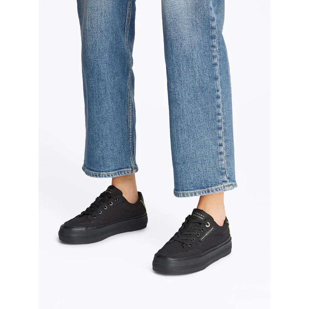 Tommy Hilfiger Plateausneaker »ESSENTIAL VULC TEXTILE SNEAKER« Freizeitschuh Halbschuh Schnürschuh mit goldfarbenen Details online bestellen Nur noch ein Tag übrig