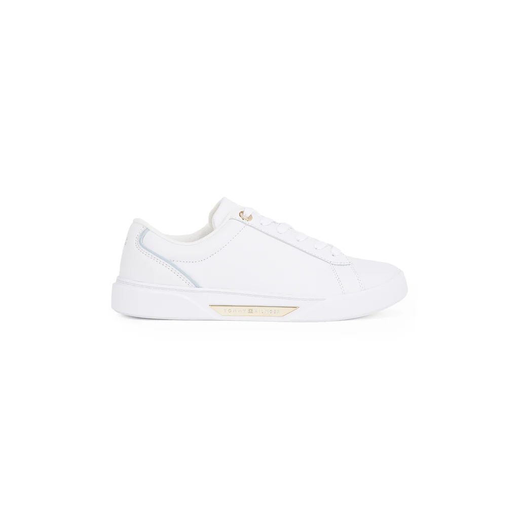 Tommy Hilfiger Plateausneaker »CHIC COURT SNEAKER« Freizeitschuh Halbschuh Schnürschuh goldfarbenes Schmuckelement ▷ für Sonderangebot der Fabrik