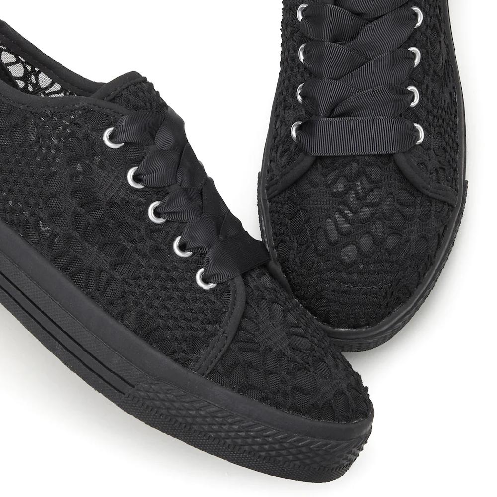 LASCANA Sneaker mit leichter Plateausohle und Spitze Schnürhalbschuhe Freizeitschuhe 50% Rabatt für begrenzte Zeit