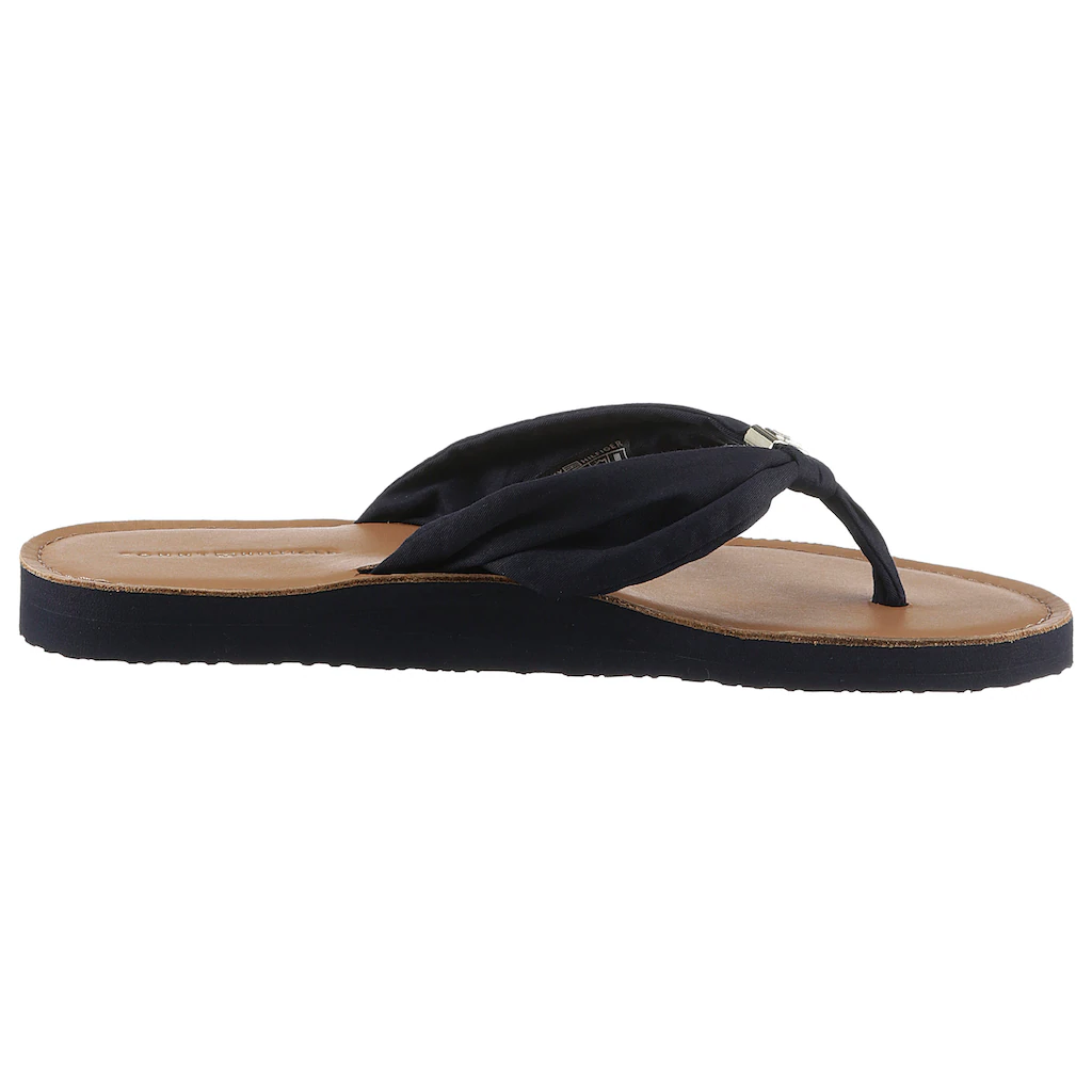 Tommy Hilfiger Zehentrenner »TH ELEVATED BEACH SANDAL« Sommerschuh Bequemschuh Flats Schlappen mit TH-Schmuckelement Letzte 3 Tage